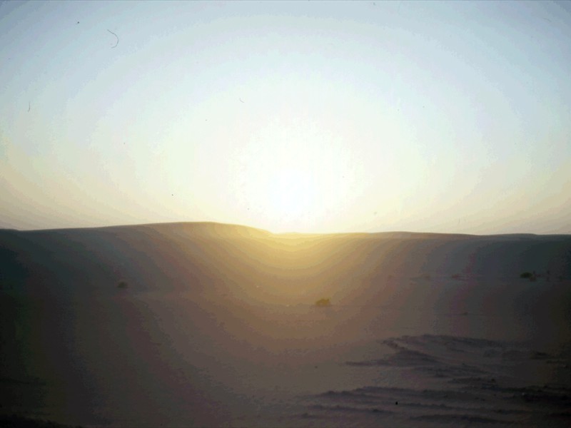 1995-Il sole sorge sul deserto del Ramlat al-Sab'atayn